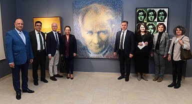 "Cumhuriyetin İzleri-Güzel Sanatlar Eğitimi Bölümü Öğretim Elemanları ve Mezunları Karma Cumhuriyet Sergisi" açıldı