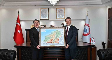 Rektör Özölçer, Harita Genel Müdürü Tümgeneral Osman Alp'i makamında kabul etti