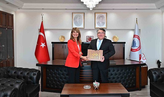 Rektör Özölçer Hitit Üniversitesi Rektör Yardımcısı Prof. Dr. Baykam'ı makamında kabul etti