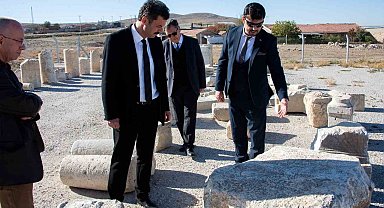 Rektör Yılmaz: "Savatra Antik Kentindeki çalışmalar önemli"