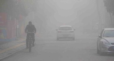 Sakarya güne sisle uyandı: Görüş mesafesi 10 metreye kadar düştü