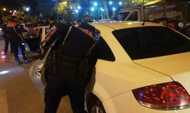 Şanlıurfa'da asayiş uygulamasında aranan 22 şüpheli yakalandı