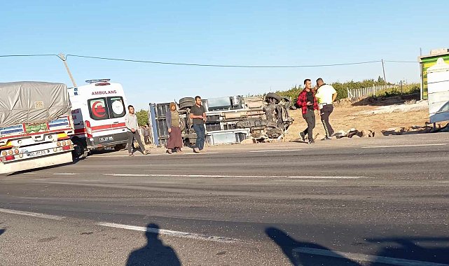 Şanlıurfa'da kamyonet otomobille çarpıştı: 6 yaralı