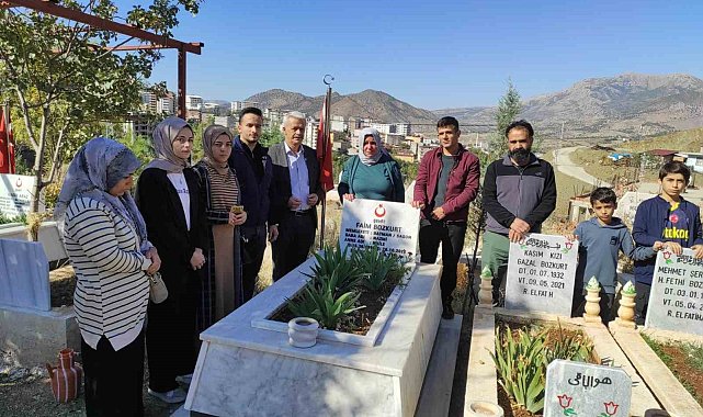 Sason şehitleri Bozkurt ve Araz mezarları başında anıldı