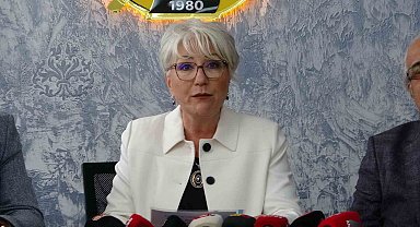 Sema Karaoğlu: "Anayasamızın ilk dört maddesi, Cumhuriyetimizin ve demokrasimizin teminatıdır"