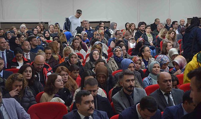 Sinop'ta anneler uyuşturucu konusunda bilgilendirildi