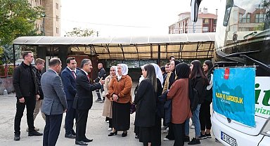Şırnak'tan 45 kadın, Huzur ve Kardeşlik Buluşmaları Projesi kapsamında Ankara'ya gitti