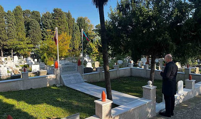 Soylu'dan Cumhuriyet'in 101. yıldönümünde Türk savunma sanayisinin mimarı Nuri Killigil Paşa'nın mezarına ziyaret