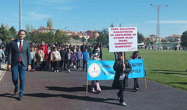 Şuhut'ta Cumhuriyet coşkusu
