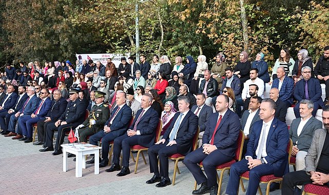 Sultangazi'de Cumhuriyet Bayramı coşkuyla kutlandı