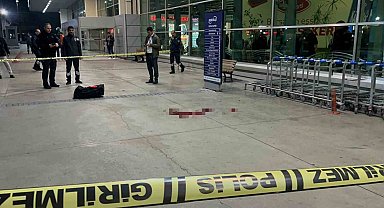 Takip ettiği husumetlisini terminalde vurdu