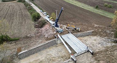 Tatarahmet köprüsünde kiriş montajı tamam
