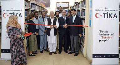 TİKA, Pakistan'da el yazması ve nadir eserler kütüphanesini yeniledi