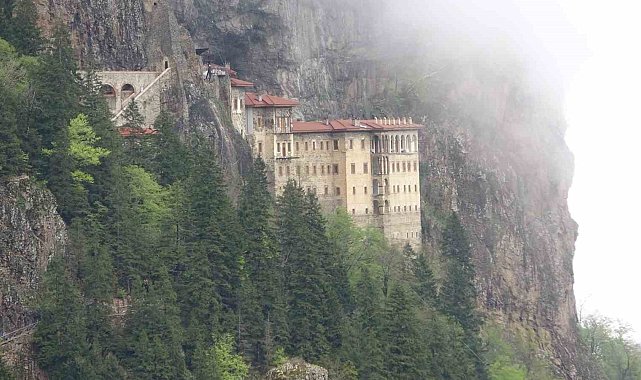 Trabzon'da yabancı turist sayısında düşüş turizm tesisi sayısında artış