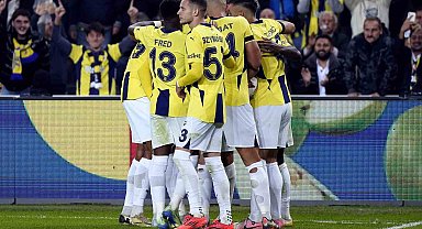 UEFA Avrupa Ligi: Fenerbahçe: 1 - Manchester United: 1