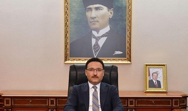 Vali Çiçek ve Çolakbayrakdar'dan Muhtarlar Günü mesajı