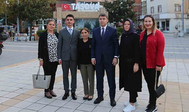 Vali Önder Bakan'dan Taşova'nın örnek muhtarının mahallesine gezi