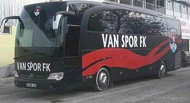Van Büyükşehir Belediyesi Vanspor FK'den otobüs desteğini kesti