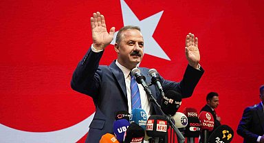 Yavuz Ağıralioğlu, Anahtar Parti'nin tanıtımını gerçekleştirdi