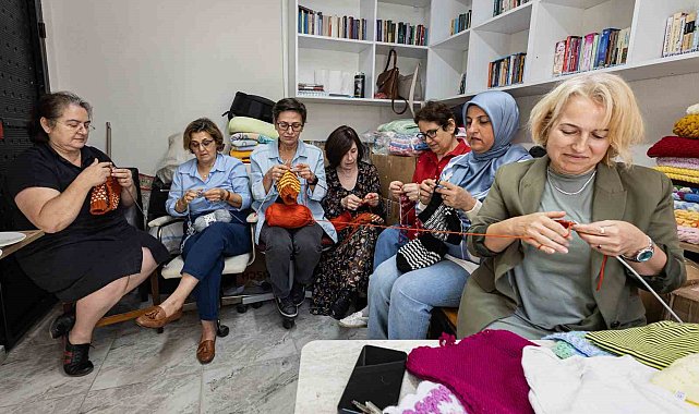Yüreği kocaman teyzelerin yürekleri ısıtan hikayesi: Her şey çocuklar için