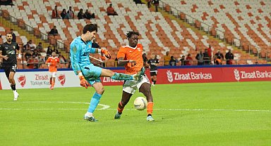 Ziraat Türkiye Kupası: Adanaspor: 1 - Çorluspor 1947: 2