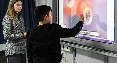 200 bin öğretmene 'dijital' yetkinlik!