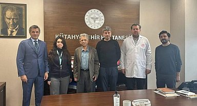 ABD'li profesör Kütahya Şehir Hastanesi'ne hayran kaldı