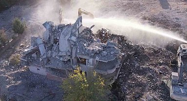 Adıyaman'da depremin izleri silinmeye çalışılıyor
