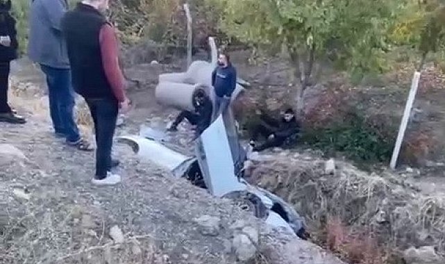 Adıyaman'da otomobil ile kamyonet çarpıştı: 11 yaralı