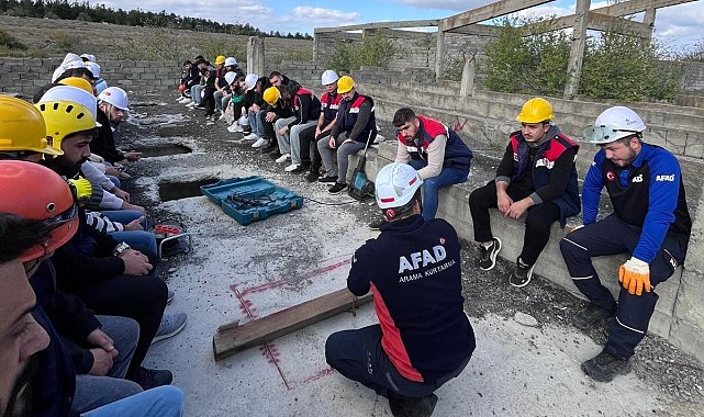 AFAD'dan Suluova MYO öğrencilerine eğitim