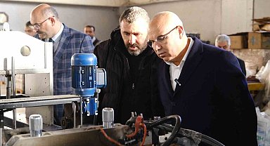 Ağrı Valisi Koç, KOBİ Merkezi ve Ayakkabıcılar Sitesini ziyaret etti