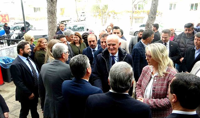 AK Parti Genel Başkan Yardımcısı Yılmaz" 'Milletimizin takdiri bizim pusulamızdır'"