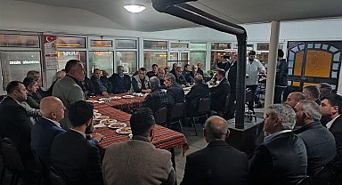 AK Parti heyeti dadaşlarla buluştu