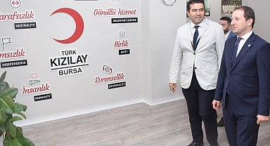 AK Partili Vekil Kılıç'tan Türk Kızılay Bursa'ya ziyaret