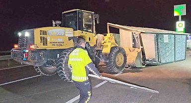 Aksaray'da polisin karayolunda konteyner mücadelesi