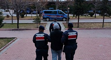 Aksaray'da uyuşturucudan 10 yıl hapsi olan şahıs yakalandı