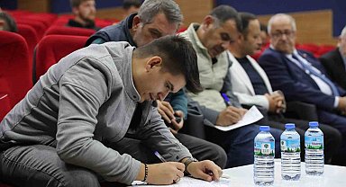 Aliağa Belediyesi, işveren ile iş arayanları buluşturmaya devam ediyor