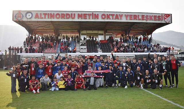 Altınordu'nun zirve takibi devam ediyor