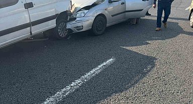 Anadolu Otoyolu'nda zincirleme kaza: 7 araç birbirine girdi, 4 yaralı