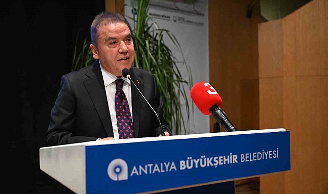 Antalya'da kişi başına düşen yeşil alan miktarı 8.3 metrekare