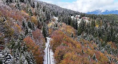 Artvin'in dağlarında kış, köylerinde sonbahar yaşanıyor