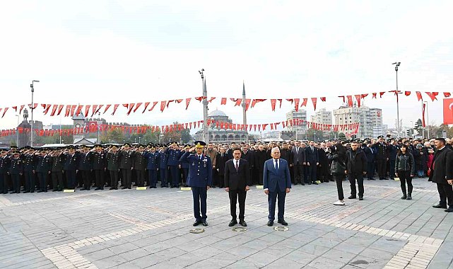 Atatürk, Kayseri'de törenle anıldı