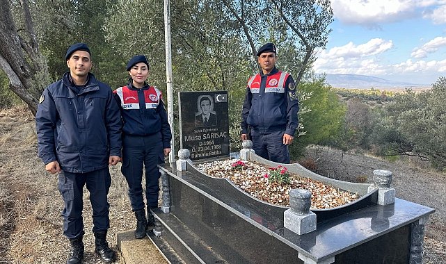 Aydın jandarması şehit öğretmen Sarısaç'ı unutmadı