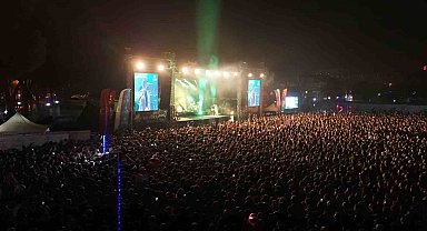 Aydınfest Gençlik Festivali renkli görüntüler ile başladı