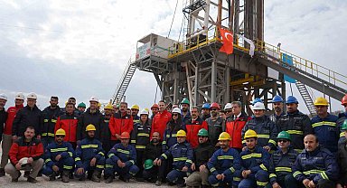 Bakan Bayraktar, öğretmenlerle Gabar Dağı'na çıktı