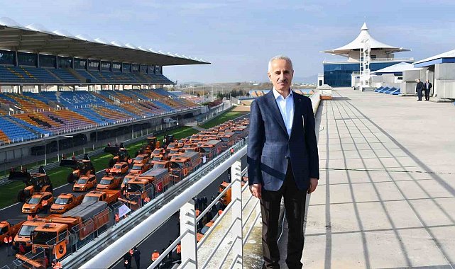 Bakan Uraloğlu: "Kış lastiği uygulaması 1 Aralık'ta başlıyor"