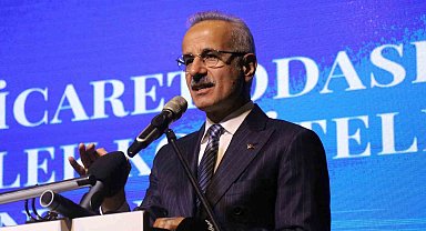 Bakan Uraloğlu: "Ülke savunması için donanmanın rolü neyse, ülke ticareti için de denizcilik sektörünün rolü tam olarak budur"