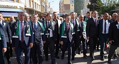 Bakan Yumaklı, Kilis'te zeytin festivaline katıldı