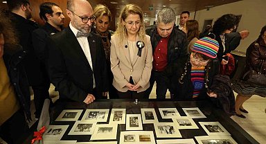 Bakırköy'de 10 Kasım sergisi ve Atatürk'ün en sevdiği türküler konseri düzenlendi