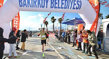 Bakırköy'de Öğretmenler Günü Koşusu düzenlendi